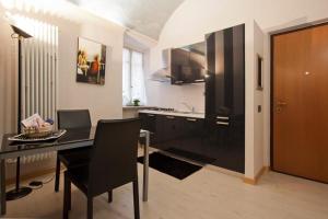 Comfortable studio in Piazza, 30 m², fireplace & balcony