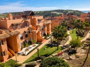 Bright apartment with sea view in Casares, 96 m², pool