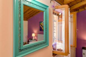 Spacious House with Private Pool in Stari Grad