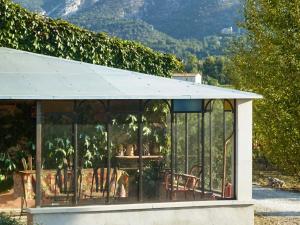 Maison charmante à Oppède avec vue sur la montagne