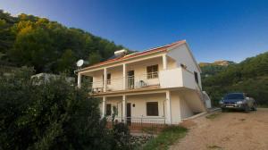 Charming Apartment with Sea View, Gdinj, 70 m², Garden