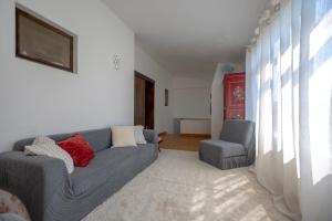 Traditional House with 2 floors - 5 minutes from Beach