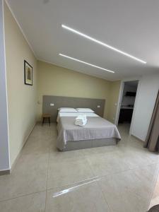 Luxury Room Home Serpico