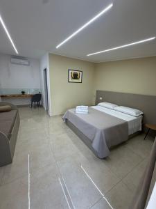 Luxury Room Home Serpico