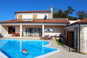 Charming Villa near Žminj with Private Pool