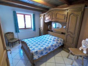 Appartement chaleureux à Soultzeren avec vue sur montagne