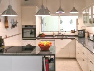 Elegant Villa in Vilamoura with Private Pool