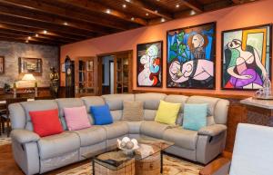 Spacious Villa with Private Pool in Oliveira de Azeméis