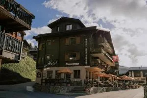 Panorama Hotel & Restaurant