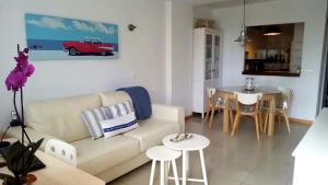 Elegant apartment in Marbella, 80 m² with shared pool