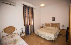 Spacious house in Lido di Noto with terrace and garden