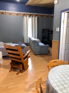 Comfortable apartment Sainte-Angèle-de-Mérici 80 m² balcony!