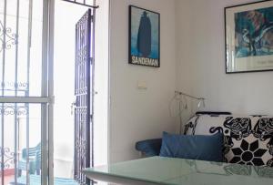 Comfortable apartment in Seville with stunning balcony!