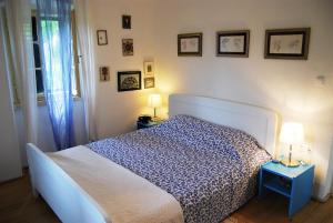 Spacious house in Lukoran with sea view