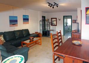 Seaview Apartment in Santa Cruz de Tenerife with Pool