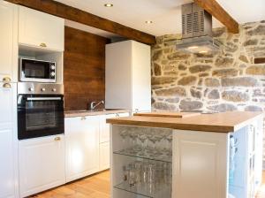 Charming House in Viroinval Forest - Sauna
