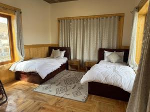 Jhi-Dhey Guest House