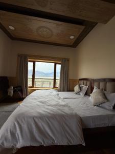 Jhi-Dhey Guest House