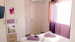 Charming apartment with sea view in Sumartin - 27 sqm