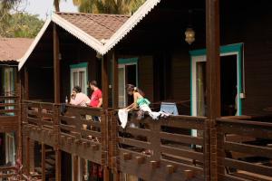Wooden Cottages Arambol Beach