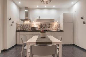 Romantic Apartment in Rome, 50 sqm, Parking