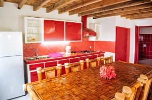 Charming Villa in Foulpointe with Sea View