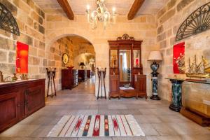 Exceptional villa in In-Nadur with private pool.