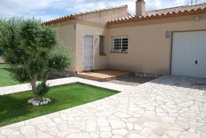 Comfortable House in Les Tres Cales with Private Pool