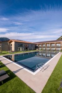 Continental Golf Resort