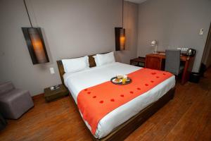 Le Louvre Hotel & Spa