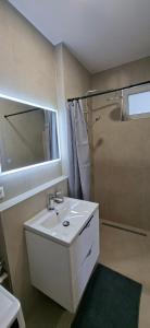 NineFine Apartment