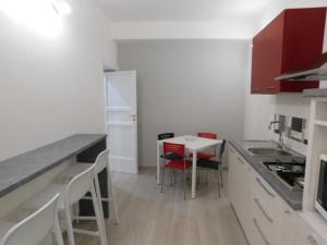 Contemporary Apartment in Trapani, 50 m² with Balcony