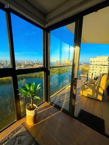 NEW! Ocean & City 360views 25FL FREE Airport pick up BY IMZ