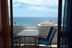 Comfortable apartment in Praia da Rocha 70 m² with sea view 4 pers