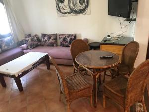 Spacious apartment with terrace in Cabo Negro, 70 m² + Pool