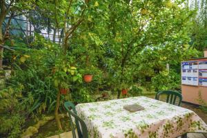 Comfortable House with Sea View in Sorrento