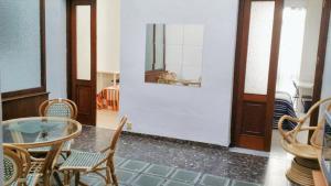 Spacious apartment in Cádiz 130 m² with balcony and city view