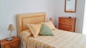 Spacious apartment in Cádiz 130 m² with balcony and city view