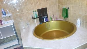 Spacious apartment in Cádiz 130 m² with balcony and city view