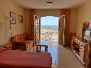 Cozy studio in Costa del Silencio 45 m² with sea view