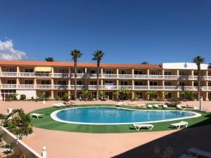 Cozy studio in Costa del Silencio 45 m² with sea view