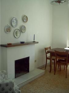 Spacious apartment in Ceraso with mountain view