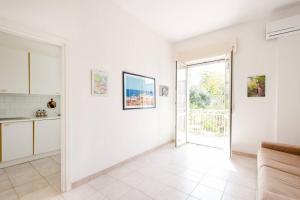 Charming apartment in Vieste with balcony and garden view