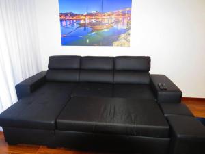 Elegant Villa in Porto with Pool & Jacuzzi