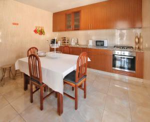 Spacious house in Santa Maria da Feira - 220 m² with city view