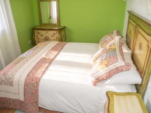 Charming apartment with pool in San Antolin 30 m² and garden