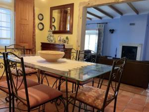 Charming Villa in Casais de São Bras with Mountain View