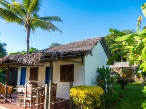Charming bungalow in Andilana, pool, sea view and garden
