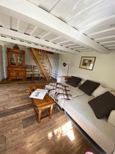 Authentic Fisherman House