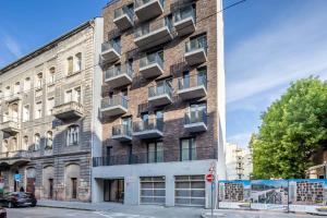 Charming new city apartment